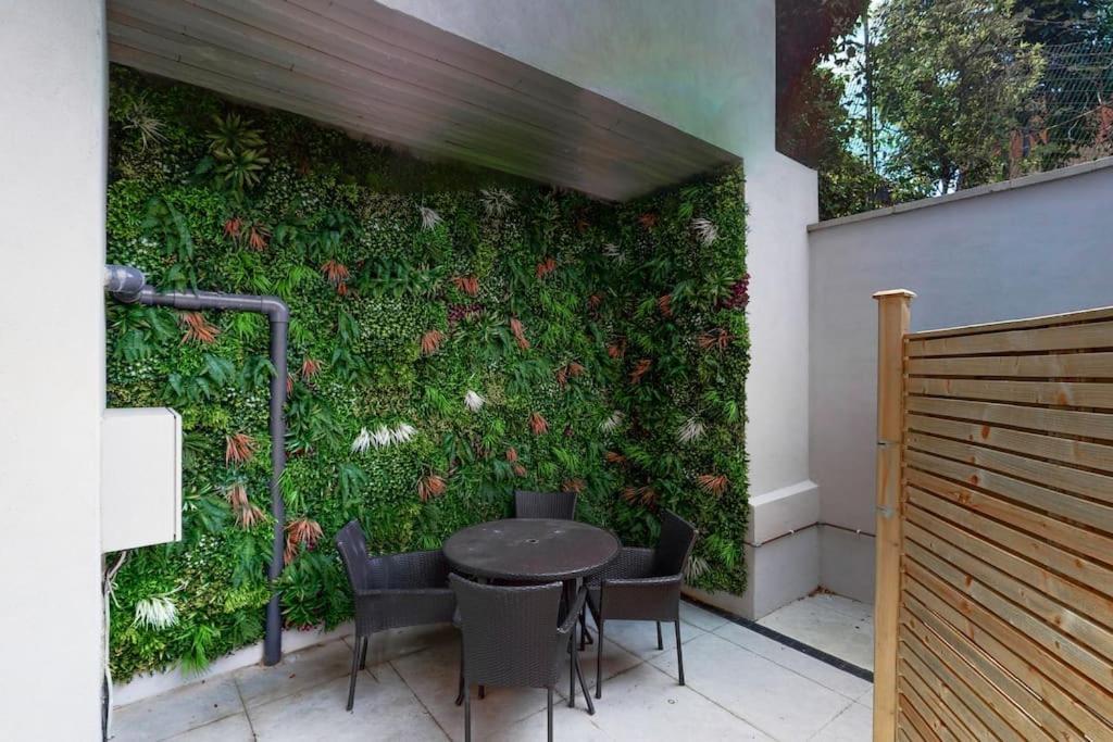 Stylish 2Bed Flat 10Min To Wimbledon Tennis Courts لندن المظهر الخارجي الصورة